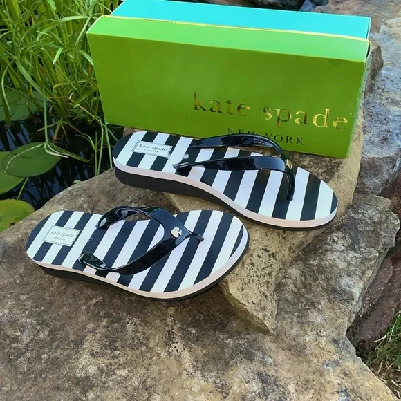 Kate Spade New York 8 Milli Flip Flop black & White striped Org. box Never Worn - Picture 5 of 13